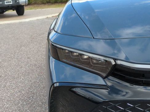 New 2026 Toyota Crown Platinum image 10