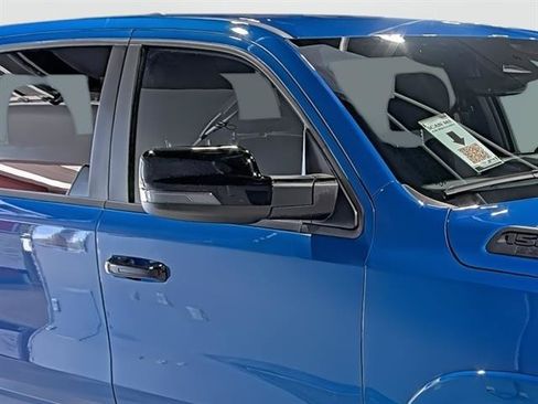Used 2025 RAM 1500 Big Horn AWD/4WD image 16