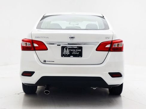 Used 2016 Nissan Sentra SR image 7
