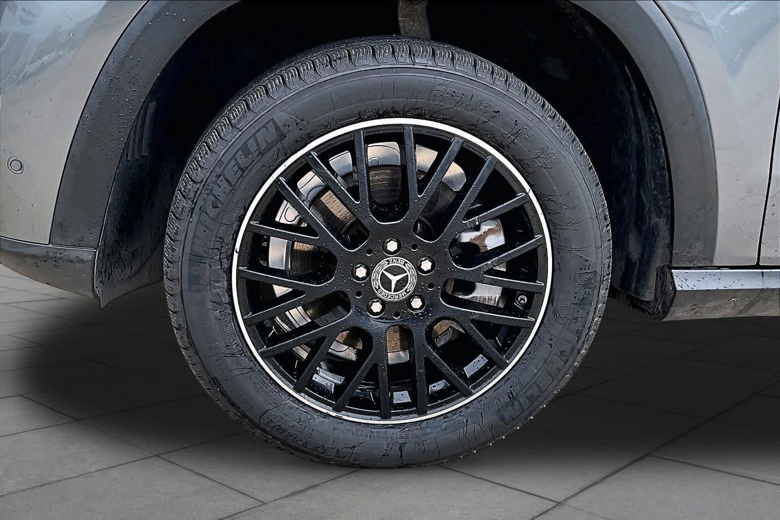 Used 2020 Mercedes-Benz GLE 350 w/ Premium Package image 7
