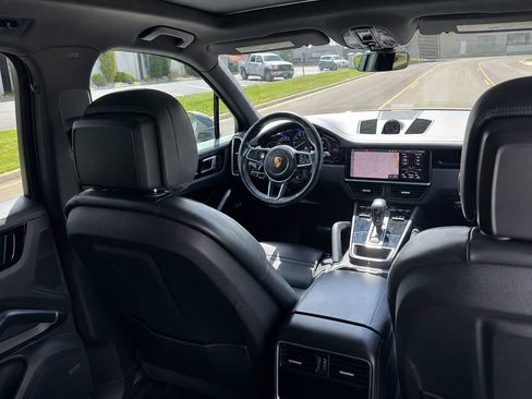 Used 2021 Porsche Cayenne E-Hybrid AWD/4WD image 17