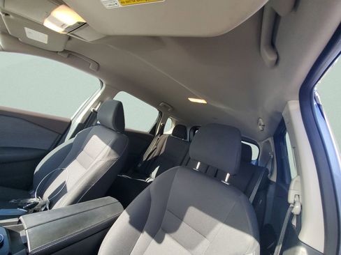 Used 2023 Nissan Rogue S image 20