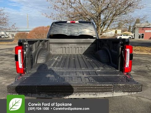 Certified 2025 Ford F350 Platinum w/ Tremor Off-Road Package image 21