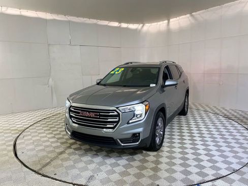 Used 2023 GMC Terrain SLT image 20