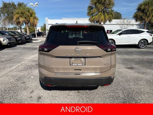 Certified 2025 Nissan Rogue SV w/ SV Premium Package image 4