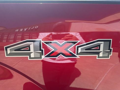 Used 2018 Ford F150 XLT w/ Equipment Group 302A Luxury AWD/4WD image 15