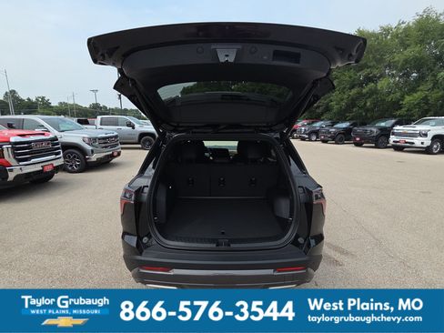 New 2027 Chevrolet Equinox ACTIV w/ Convenience Package III AWD/4WD image 30