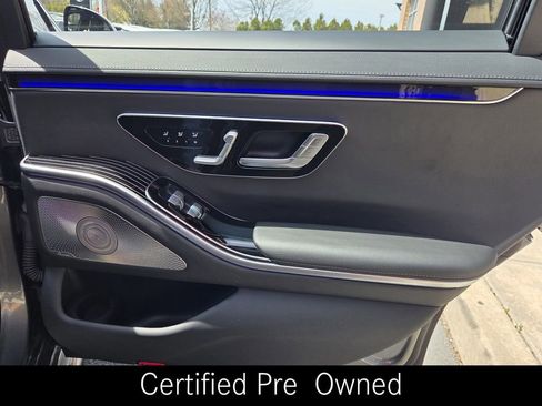 Certified 2022 Mercedes-Benz S 500 4MATIC image 35