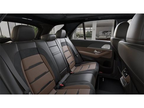 New 2026 Mercedes-Benz GLE 63 AMG S image 5