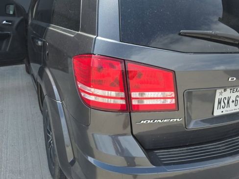 Used 2018 Dodge Journey SE w/ Connectivity Group image 7