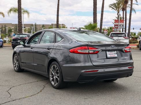 Used 2020 Ford Fusion SEL FWD image 6