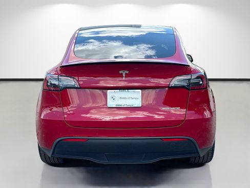 Used 2022 Tesla Model Y Performance AWD/4WD image 4