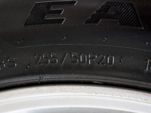 Used 2019 Audi e-tron Premium Plus AWD/4WD image 48