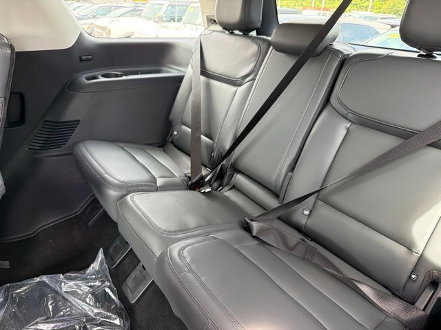 New 2027 Ford Expedition Active AWD/4WD image 11