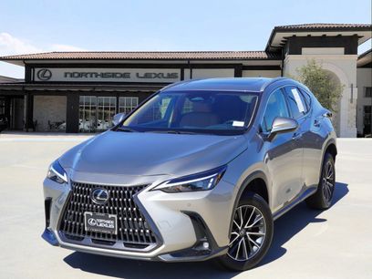 Used 2025 Lexus NX 250 FWD w/ Towing Package (2000 Lbs)