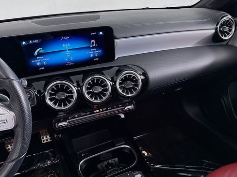 Used 2022 Mercedes-Benz A 220 image 19