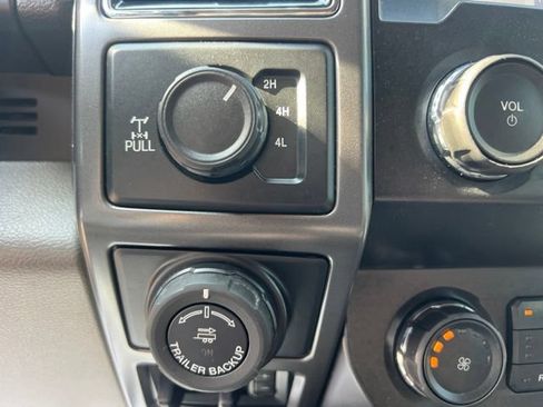 Used 2020 Ford F150 XLT w/ Equipment Group 302A Luxury AWD/4WD image 28