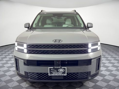 Used 2025 Hyundai Santa Fe Calligraphy FWD image 6
