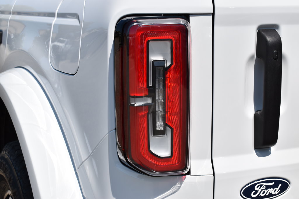 New 2026 Ford Bronco Outer Banks AWD/4WD image 11