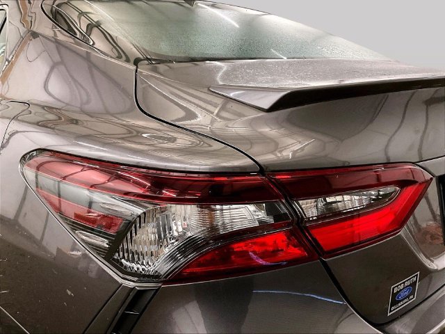 Used 2022 Toyota Camry SE FWD image 28