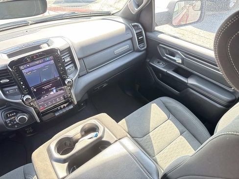 Used 2025 RAM 1500 Big Horn AWD/4WD image 30