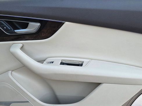 Used 2018 Audi Q7 3.0T Prestige w/ Prestige Package image 36