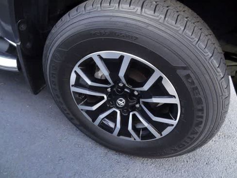 Used 2023 Toyota Tacoma TRD Sport AWD/4WD image 20