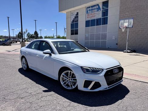 Used 2022 Audi A4 2.0T Premium Plus AWD/4WD image 2