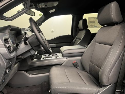 New 2025 Ford F150 XLT w/ Equipment Group 302A MID image 28