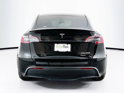 Used 2023 Tesla Model Y Performance image 7