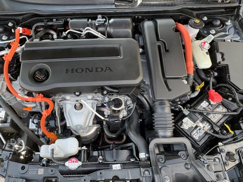 Certified 2025 Honda Civic Sport image 32