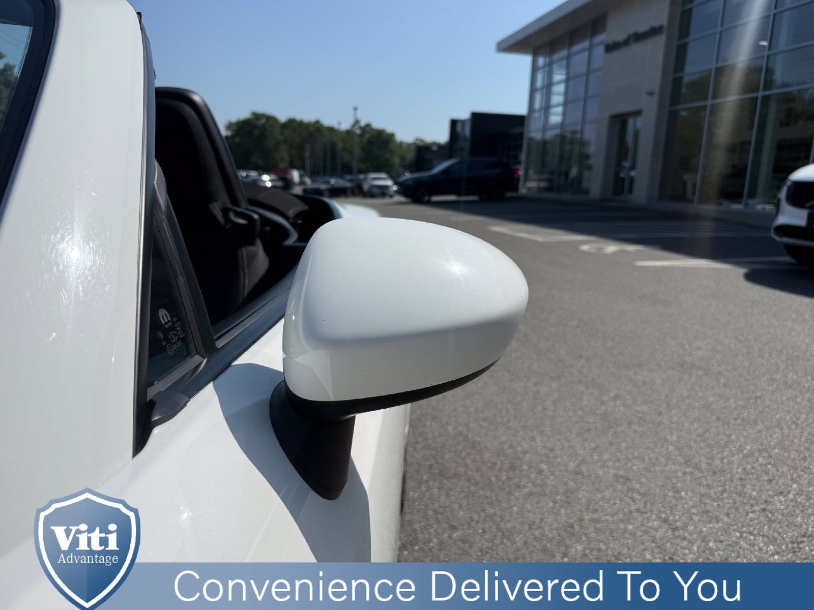Used 2018 FIAT 124 Spider Classica RWD image 15