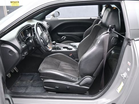 Used 2019 Dodge Challenger R/T Scat Pack w/ Shaker Package image 11