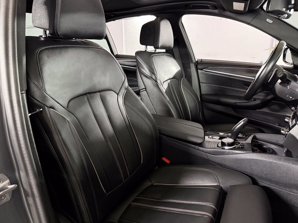 Used 2023 BMW M550i xDrive w/ Executive Package AWD/4WD image 28