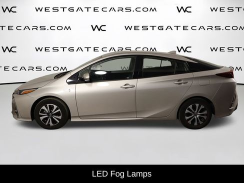 Used 2020 Toyota Prius Prime Limited FWD image 5