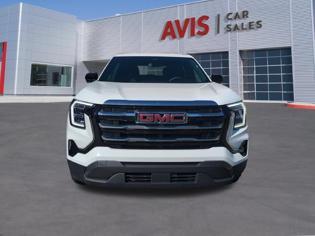 Used 2026 GMC Terrain Elevation FWD image 2