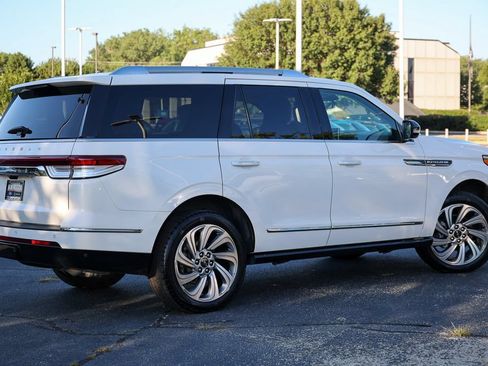Used 2022 Lincoln Navigator Reserve AWD/4WD image 21