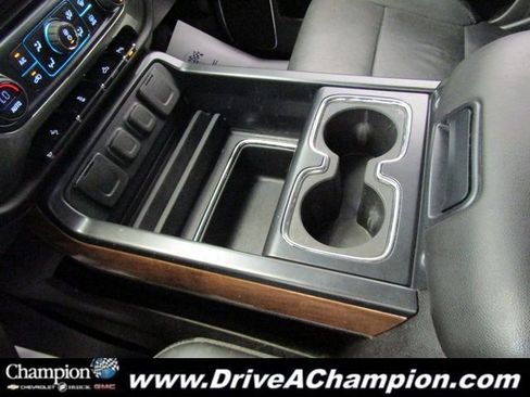 Used 2018 Chevrolet Silverado 1500 LTZ w/ Sport Package image 40