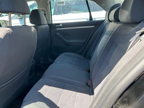 Used 2007 Volkswagen Jetta 2.5 FWD image 32