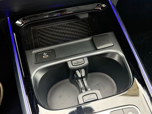 New 2026 Mercedes-Benz GLB 250 4MATIC image 33