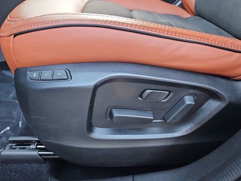 Certified 2025 MAZDA CX-5 Carbon Edition image 12