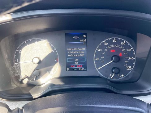 Used 2025 Toyota Corolla Cross LE FWD image 25