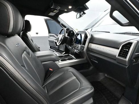 Used 2022 Ford F350 Platinum image 46