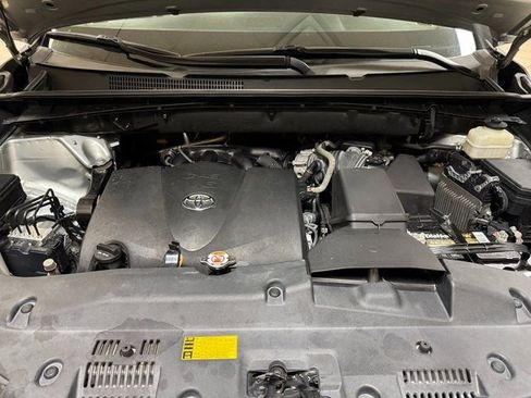 Used 2019 Toyota Highlander Limited image 27