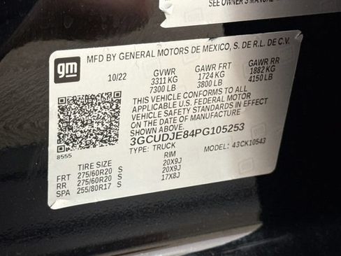 Used 2023 Chevrolet Silverado 1500 High Country AWD/4WD image 34