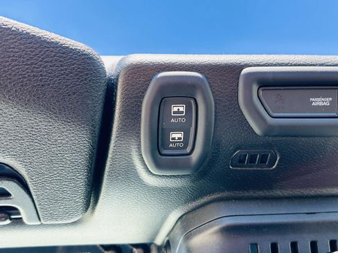 Used 2023 Jeep Wrangler Unlimited Rubicon w/ Xtreme 35 Tire Package image 7