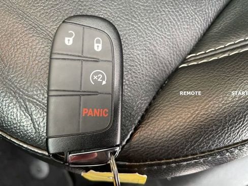 Certified 2022 Jeep Compass High Altitude image 24