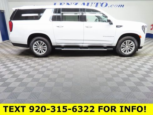 Used 2024 GMC Yukon XL SLT image 2