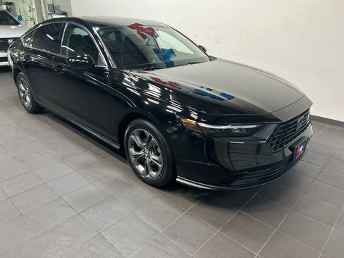 Used 2023 Honda Accord EX image 2