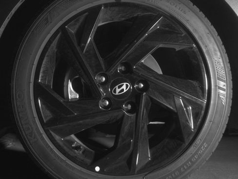 Used 2026 Hyundai Elantra Sport FWD image 15